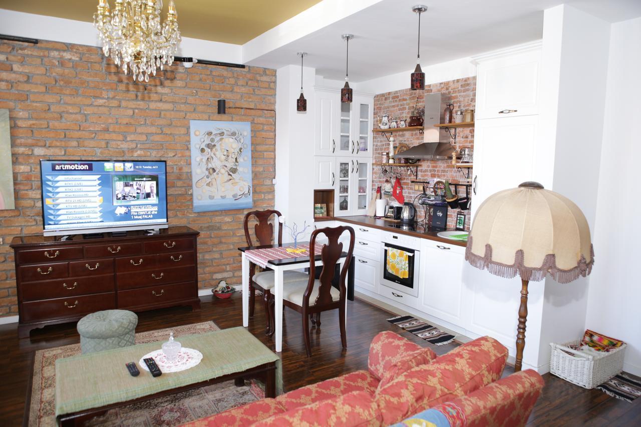 Apartment Nesti in Pristina Kosovo Esterno foto